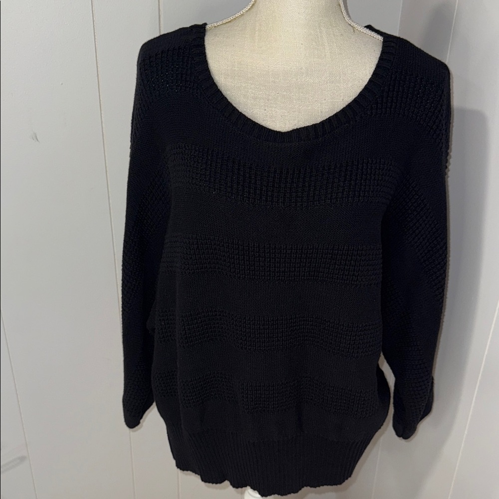 Liz Claiborne Women's Classic Black Sweater